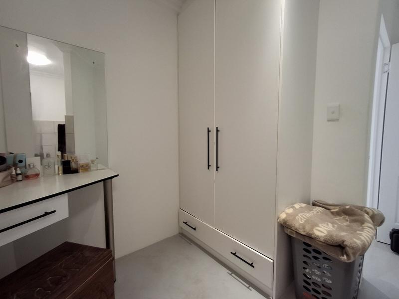 3 Bedroom Property for Sale in Britannia Bay Western Cape